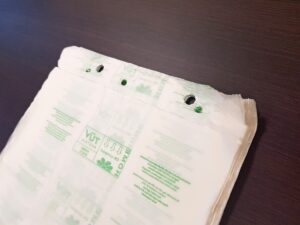 Kukoricakeményítőből készült (PLA), lebomló, tömbösített tasak, 30 x 40 cm (3 kg)